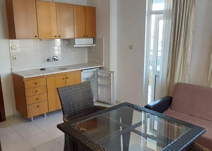 Kleopatra Carmen شقة فندقية *