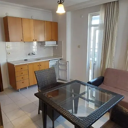 Kleopatra Carmen Апарт-отель *