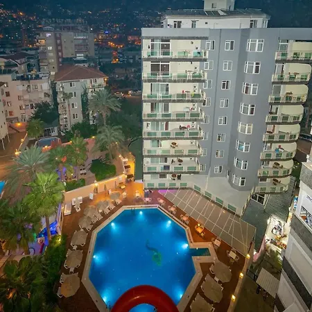 Kleopatra Carmen Apartmanhotel