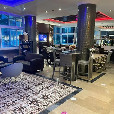 Kleopatra Carmen Lägenhetshotell *